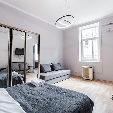 Midwheel Apartment 9 リヴィウ エクステリア 写真