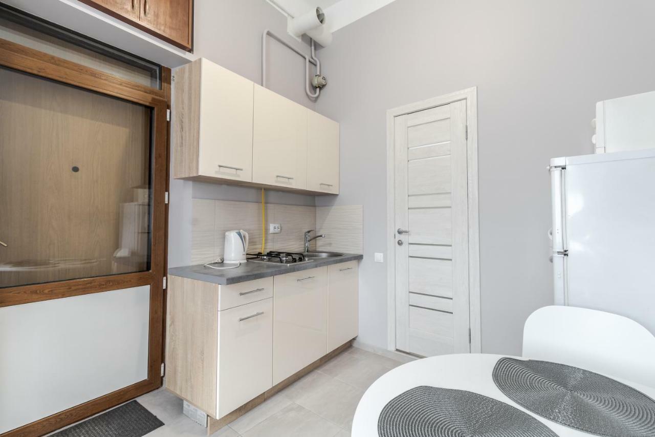 Midwheel Apartment 9 リヴィウ エクステリア 写真
